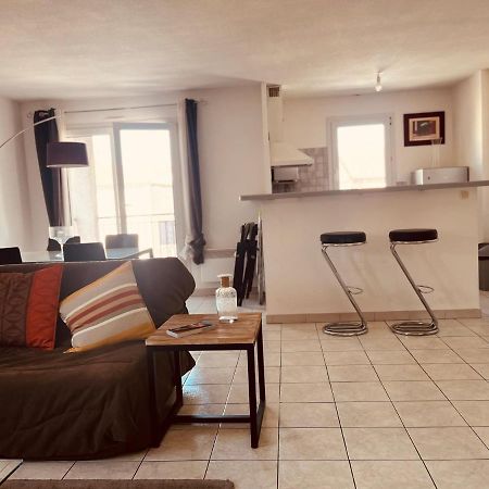 Au Charme Shakespearien De Perpignan Apartment Bagian luar foto